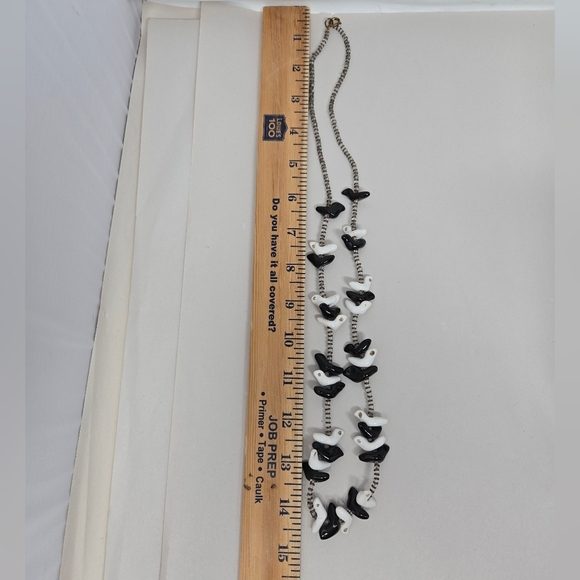 Black & White Ceramic Fetish Birds Beaded Necklace Pierced Earrings Set Vintage - Picture 10 of 12